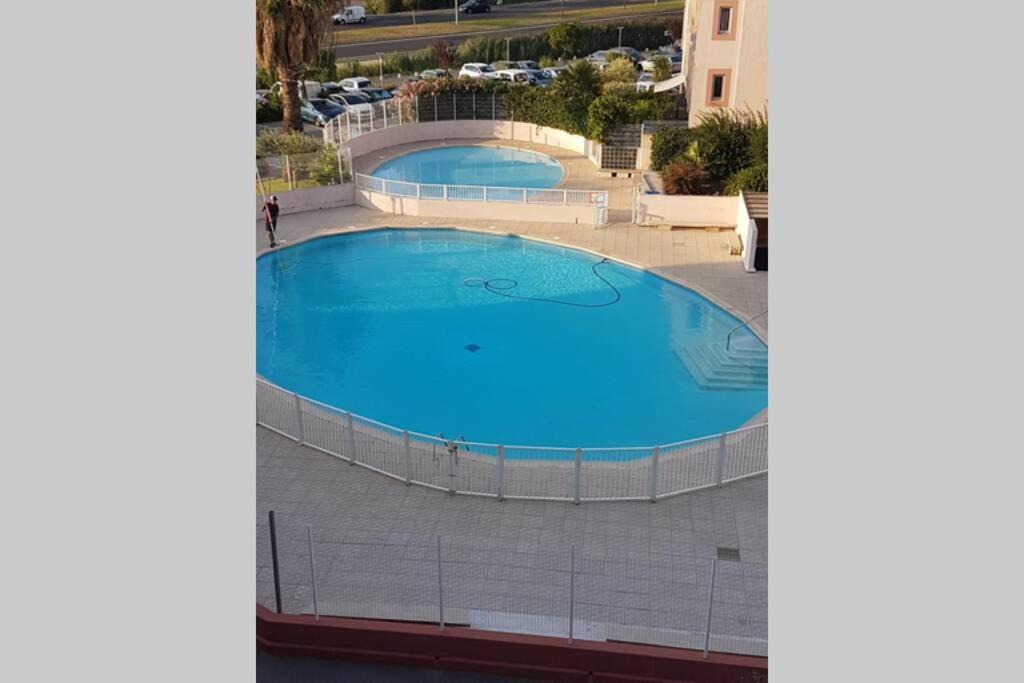 Jolies Studios Avec Piscines Et Parking Prive 800M De La Plage Le Grau Du Roi Bagian luar foto